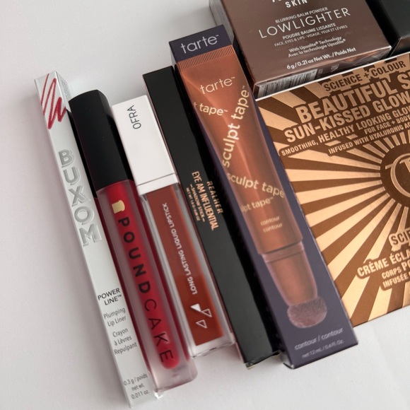 LUXURY FULL FACE BUNDLE - Charlotte Tilbury, Tarte, ABH, Haus Labs & More - Picture 2 of 7